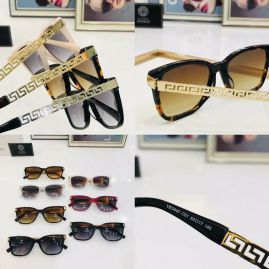 Picture of Versace Sunglasses _SKUfw52140676fw